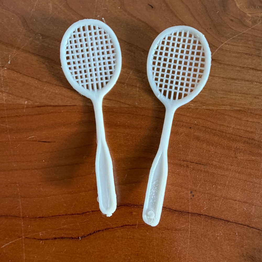 Vintage 1977 Uneeda Donna Doll Tennis Dress White Red Blue Trim Barbie Racquets - Picture 8 of 9